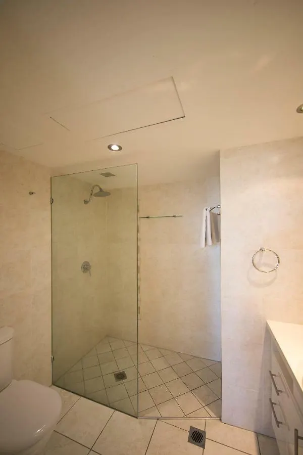 Aparthotel Bougainvillea Gold Coast Holiday Apartments