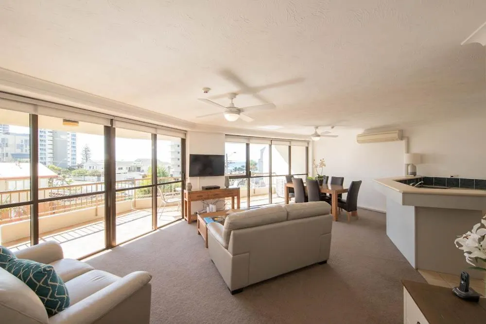 Bougainvillea Gold Coast Holiday Apartments 4*,